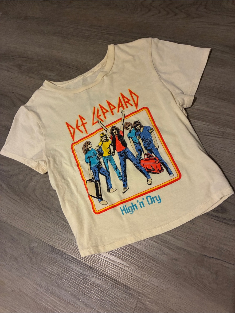 Def Leppard High 'n' Dry Graphic Crop Top - Cream